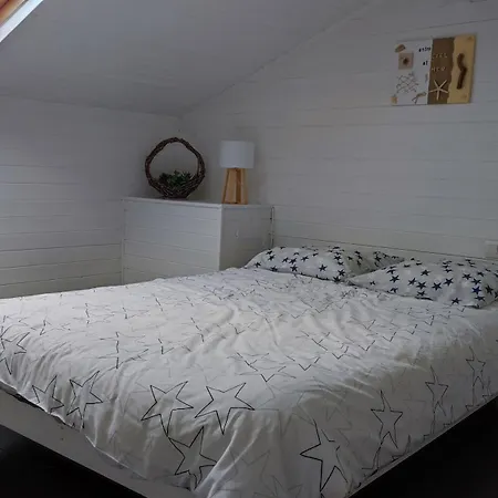 D'hotes Bed & Breakfast Neufmoutiers-en-Brie